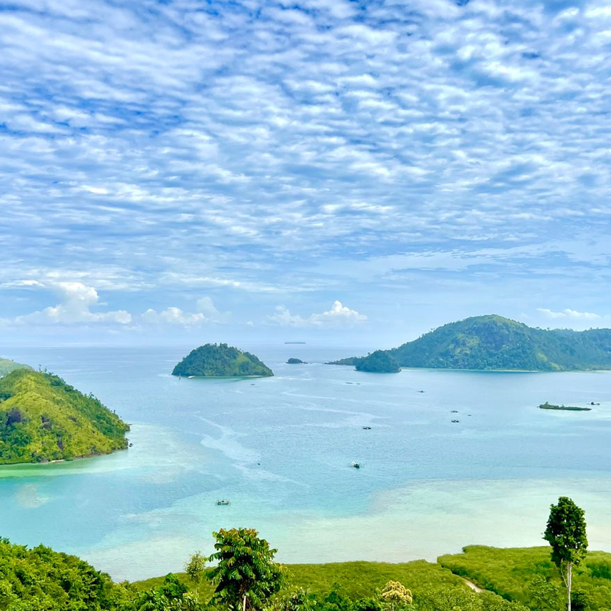 Snorkeling Kawasan Mandeh